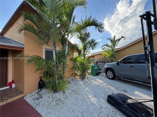 2 of 40 - 30486 Sw 162nd Place, Homestead, FL