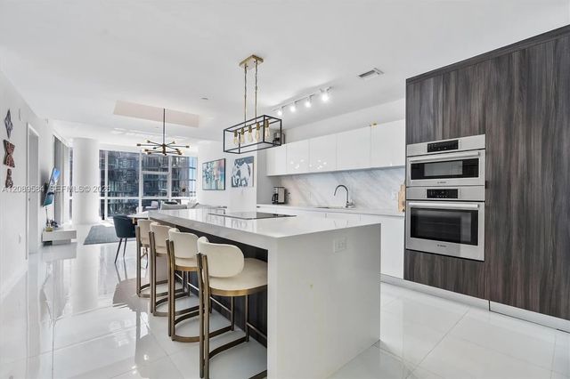 3 of 48 - 851 Ne 1st Avenue #1712, Miami, FL