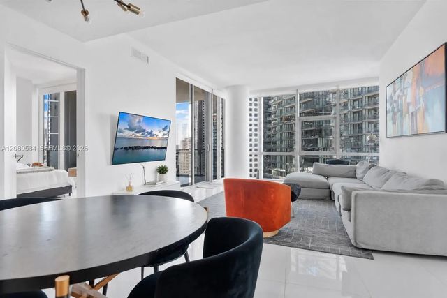 5 of 48 - 851 Ne 1st Avenue #1712, Miami, FL