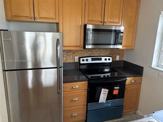 4 of 21 - 1701 Washington Street #604, Hollywood, FL
