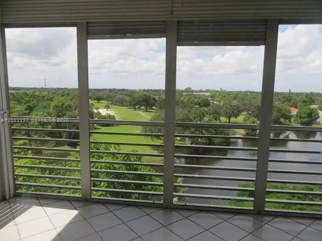 4 of 18 - 3499 Oaks Way #708, Pompano Beach, FL
