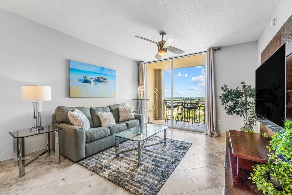 550 Okeechobee Boulevard #824, West Palm Beach