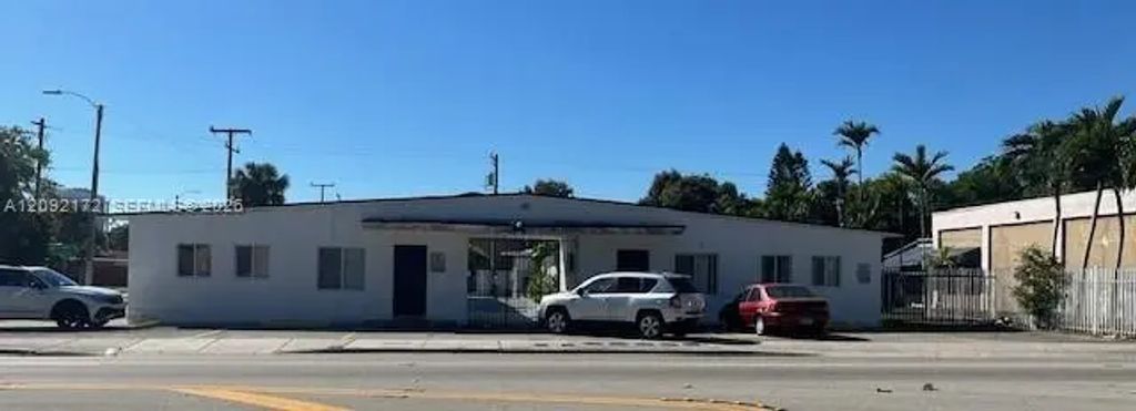 2900 W Flagler Street #11, Miami