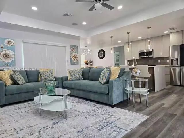 2 of 41 - 2618 Ne 2 Avenue, Cape Coral, FL