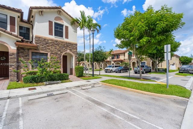 2 of 40 - 3305 W 93rd Place, Hialeah, FL