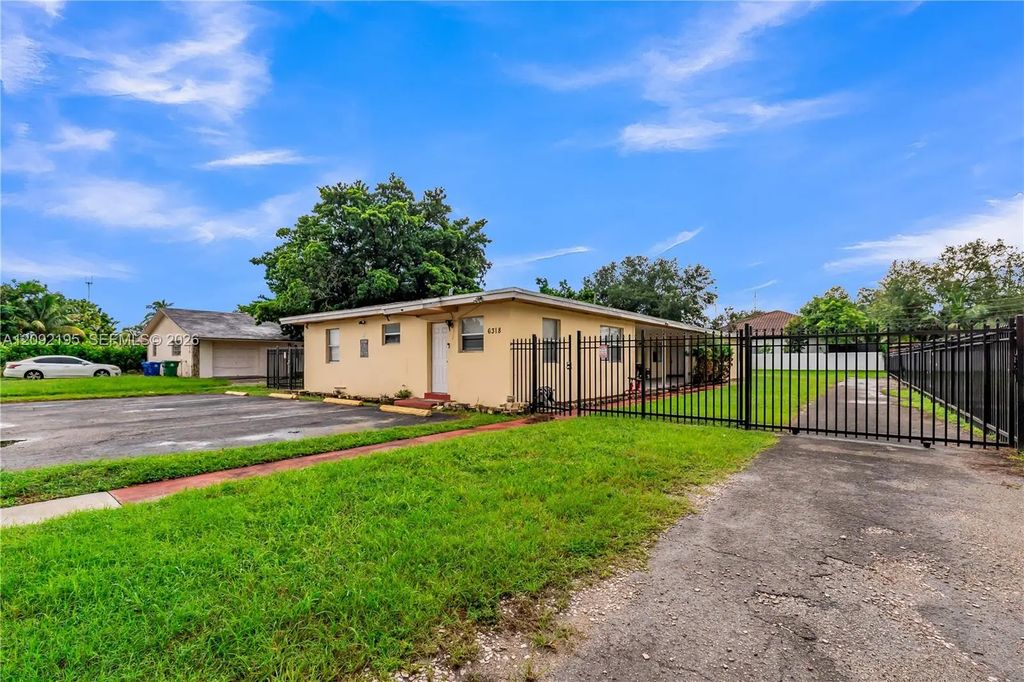 6318 Sw 25th Street #4, Miramar