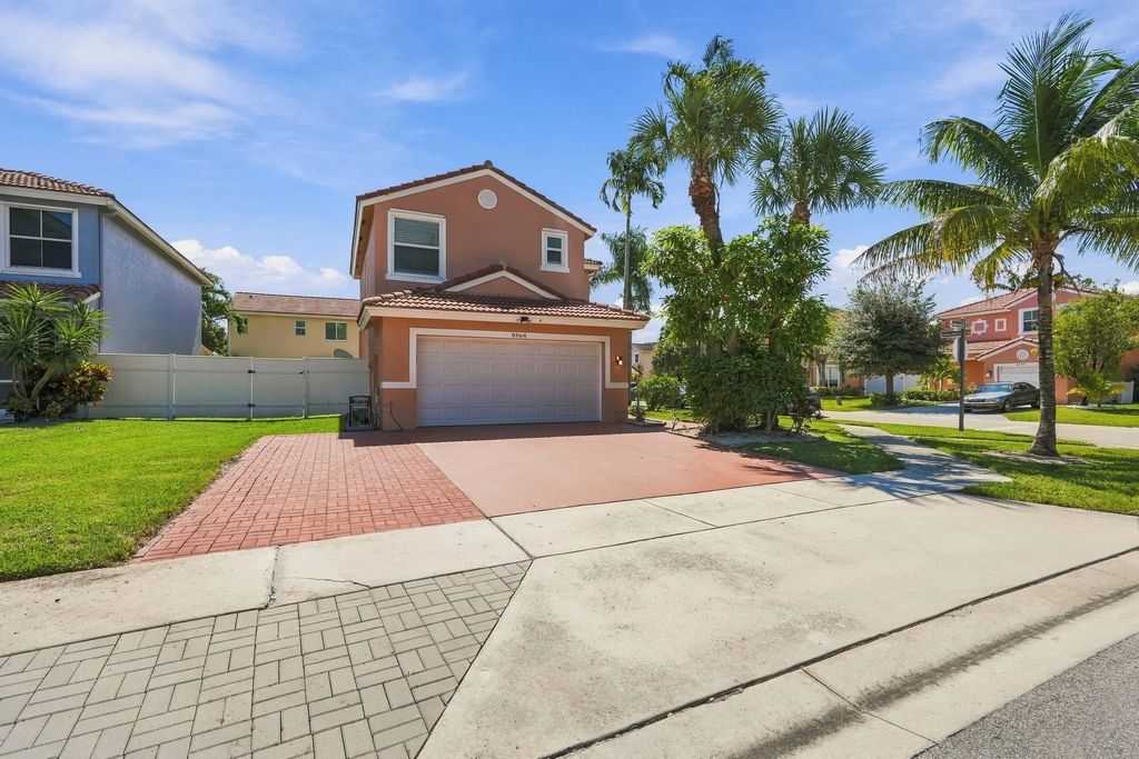 8064 Pelican Harbour Drive, Greenacres