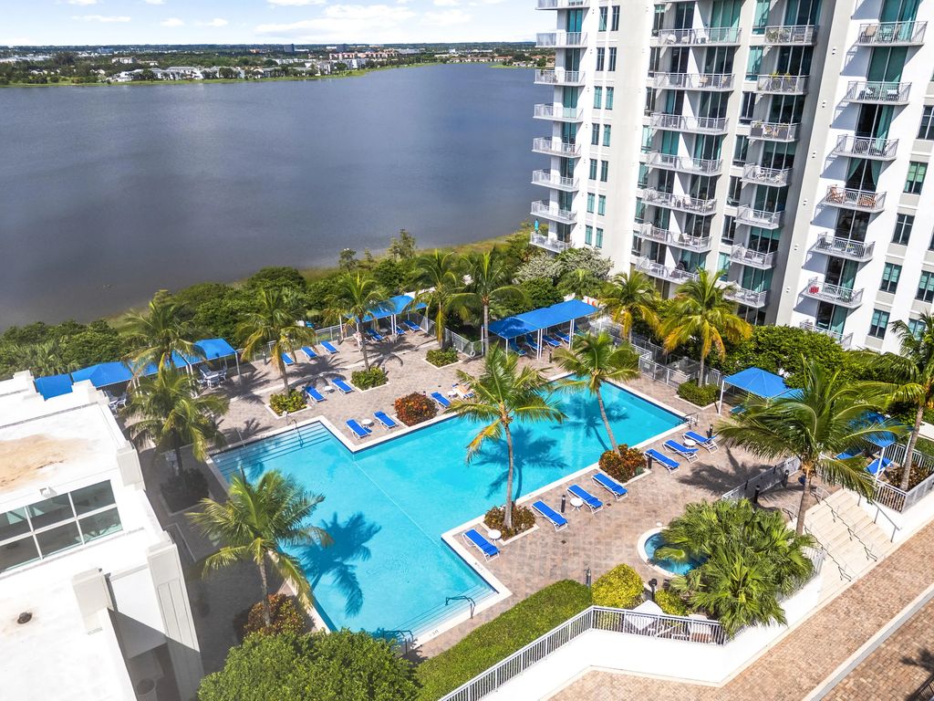300 S Australian Avenue #unit 425, West Palm Beach