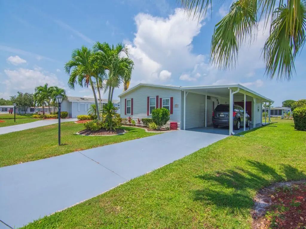 8471 Schefflera Court, Port St. Lucie