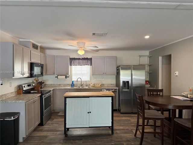 3 of 19 - 5205 Pioneer 21st Street, Clewiston, FL