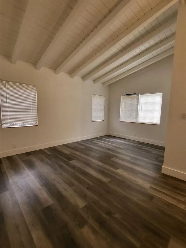 4 of 15 - 4431 Sw 10th Street, Miami, FL