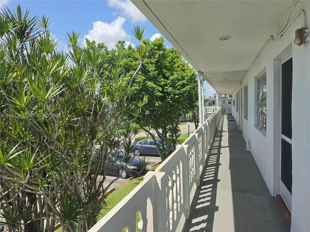 20210 Ne 2nd Avenue #v30, Miami Gardens