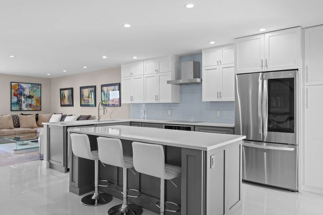 4 of 24 - 643 Kensington Place #643, Wilton Manors, FL