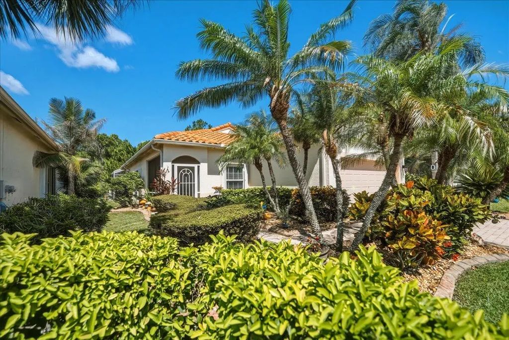 407 Nw Granville Street, Port St. Lucie