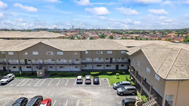 8851 Nw 119th Street #5105, Hialeah
