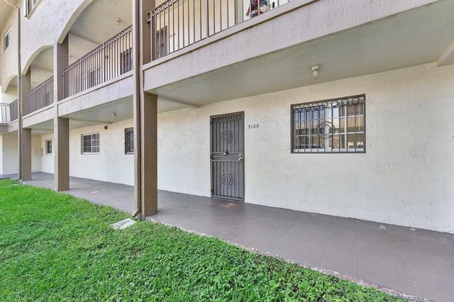 2 of 27 - 8851 Nw 119th Street #5105, Hialeah, FL