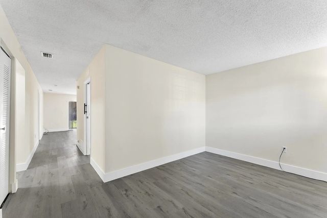 3 of 27 - 8851 Nw 119th Street #5105, Hialeah, FL