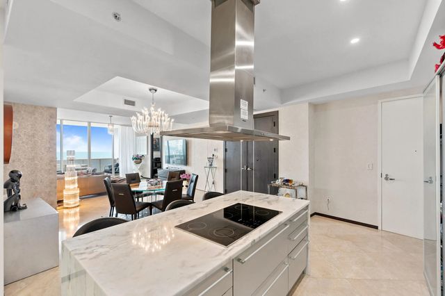 5 of 19 - 18201 Collins Avenue #3704, Sunny Isles Beach, FL