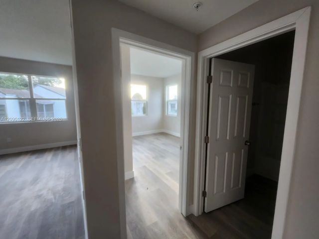 2 of 13 - 4424 S Texas Avenue #309, Orlando, FL