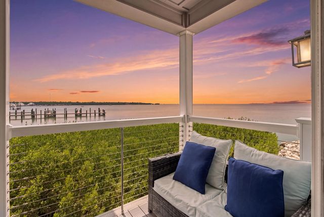 3 of 23 - 101 11th Street Ocean, Marathon, FL