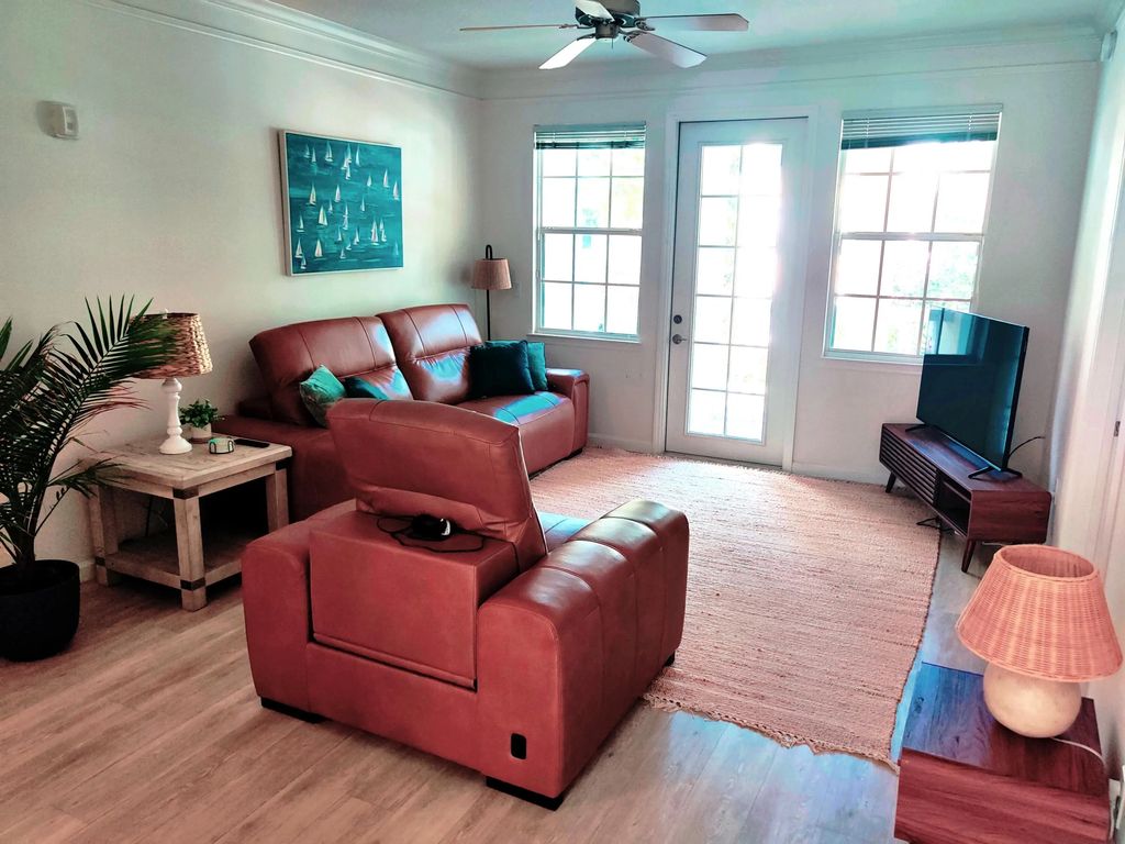 224 E Murcia Drive #201, Jupiter