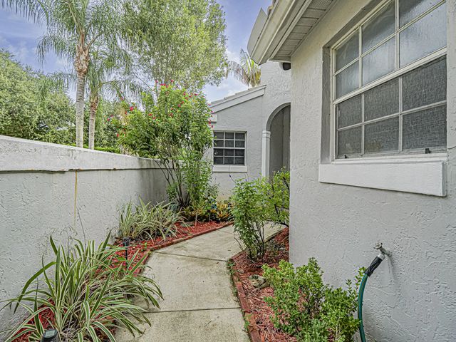 5 of 40 - 2075 Sw Augusta Trace, Palm City, FL