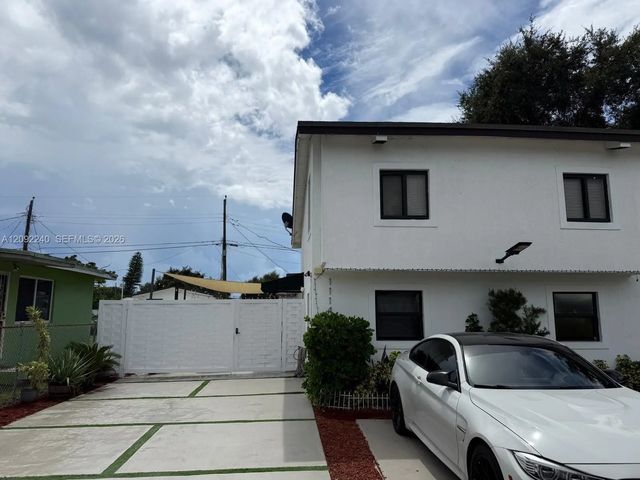 3 of 43 - 1114 Nw 76th Street, Miami, FL
