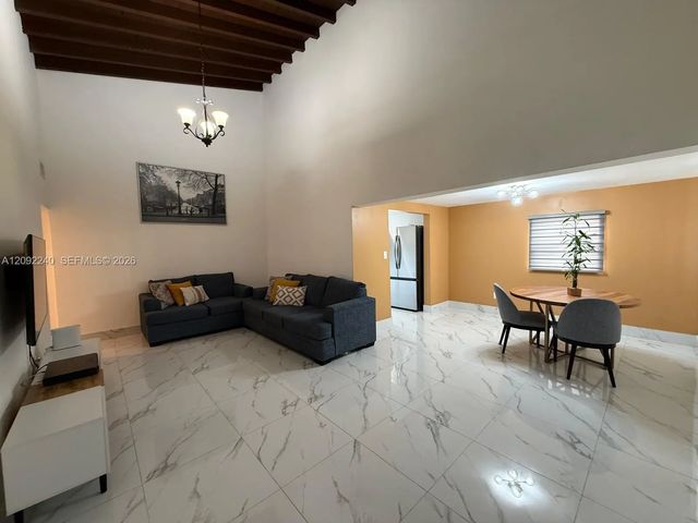5 of 43 - 1114 Nw 76th Street, Miami, FL