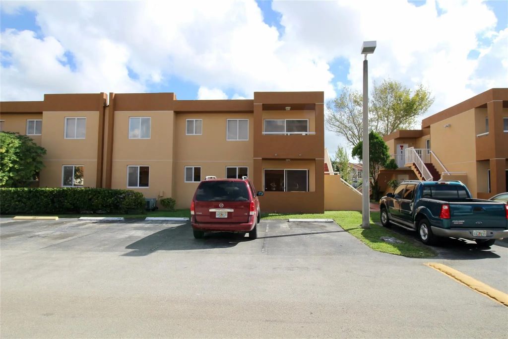6225 Sw 131st Court #202, Miami