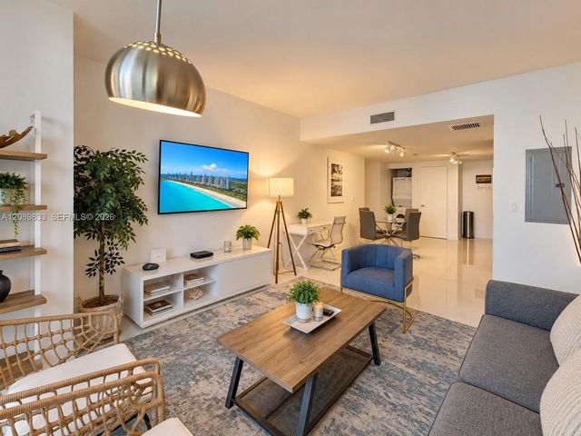 2 of 23 - 485 Brickell Avenue #1611, Miami, FL