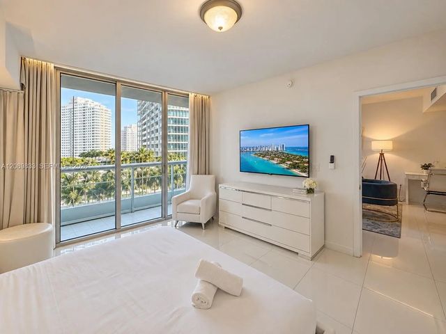 4 of 23 - 485 Brickell Avenue #1611, Miami, FL