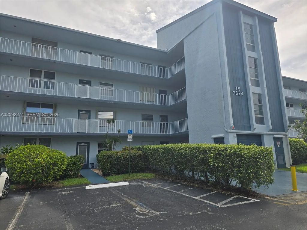 7624 Nw 18th Street #304, Margate