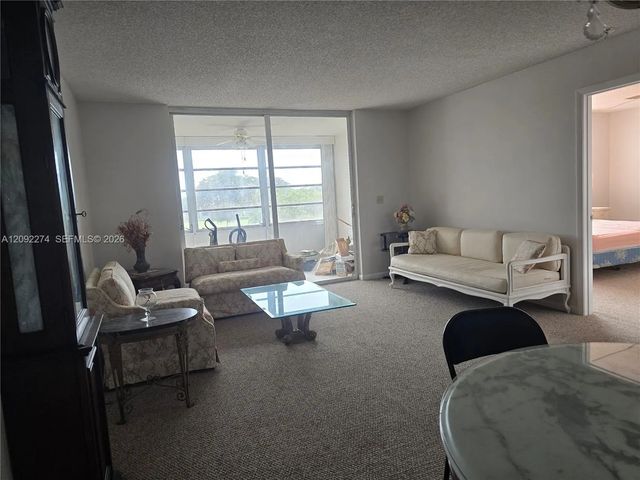 3 of 11 - 7624 Nw 18th Street #304, Margate, FL