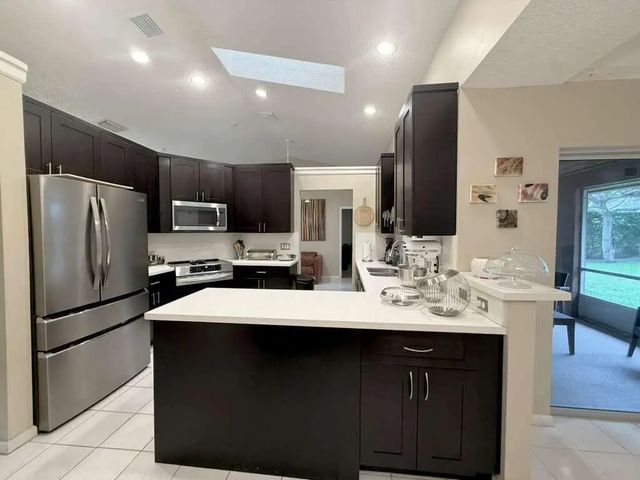 5 of 13 - 4555 Nw 88th Terrace, Coral Springs, FL
