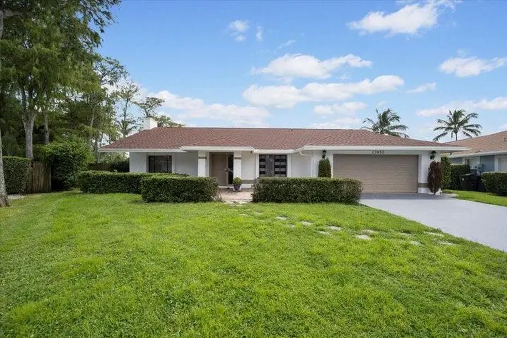 13950 Barberry Court, Wellington