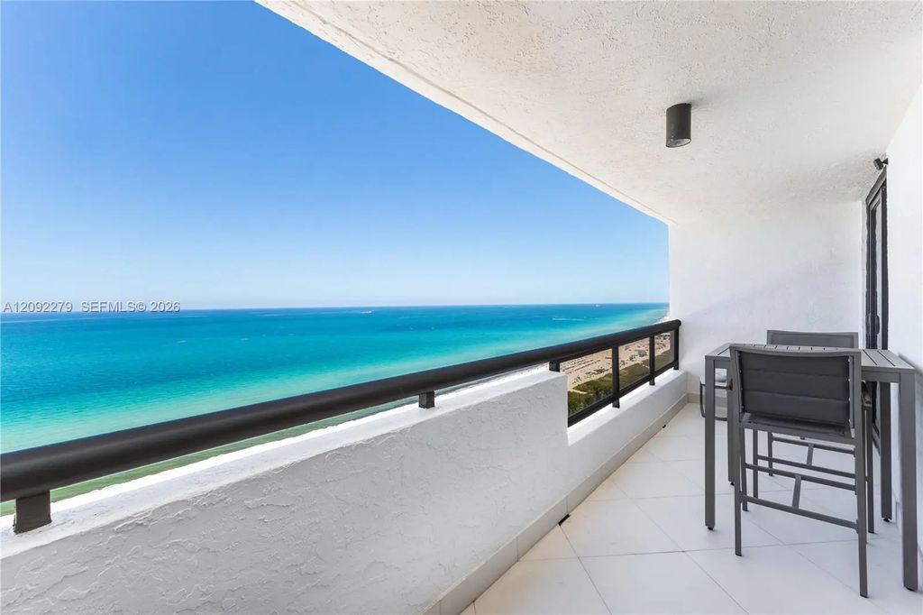 2555 Collins Avenue #2205, Miami Beach