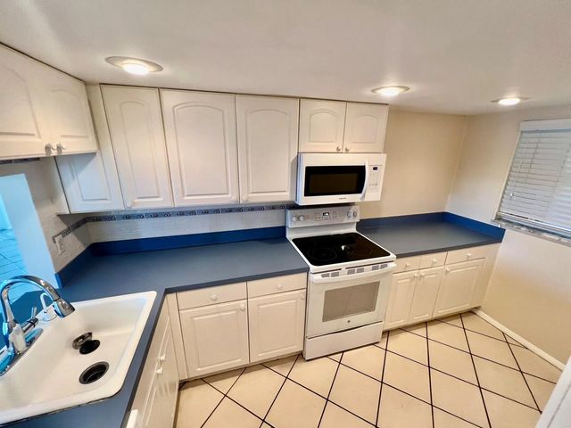 2 of 42 - 9450 Poinciana Place #416, Davie, FL