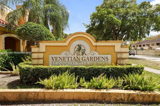 18111 Nw 68th Avenue #f203, Hialeah