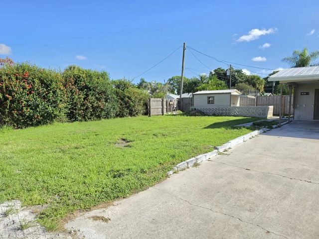 5 of 23 - 4651 Se Chatham Avenue, Stuart, FL