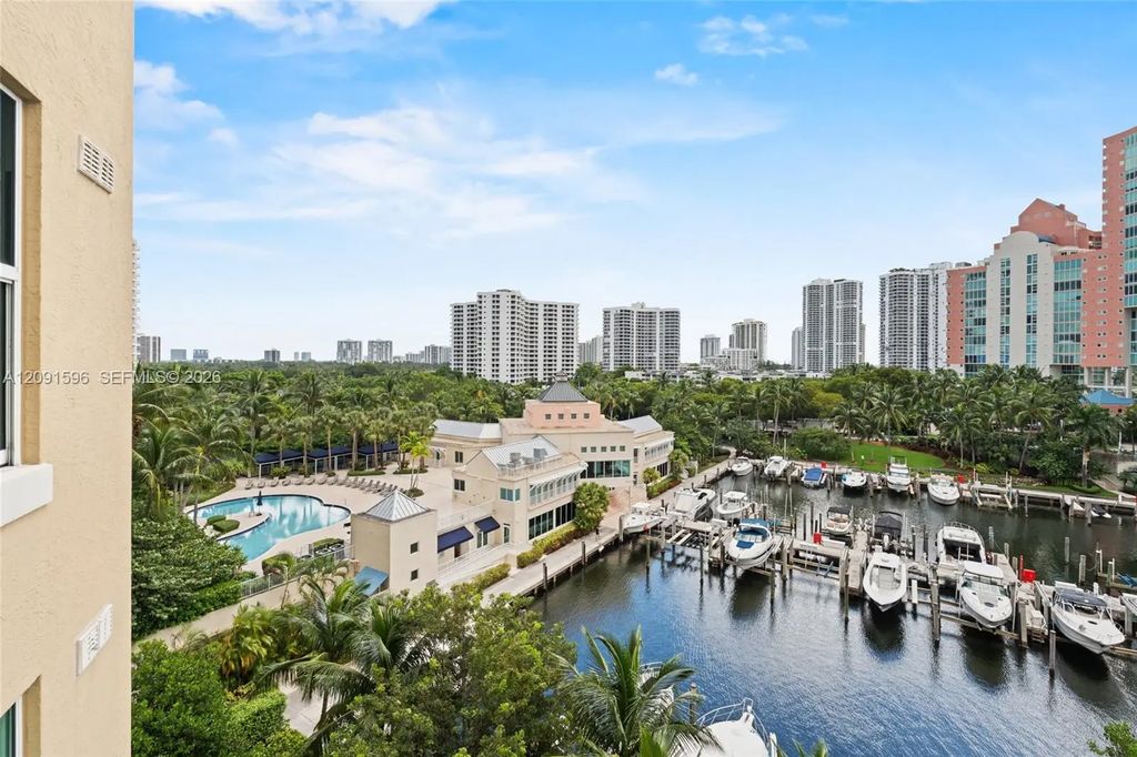 3340 Ne 190th Street #708, Aventura