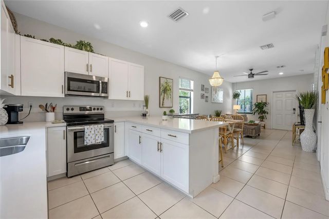 5 of 25 - 1622 Sw 28th Court, Fort Lauderdale, FL
