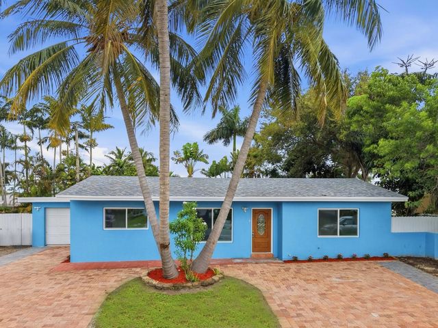 3 of 47 - 1421 Crest Drive, Lake Worth, FL