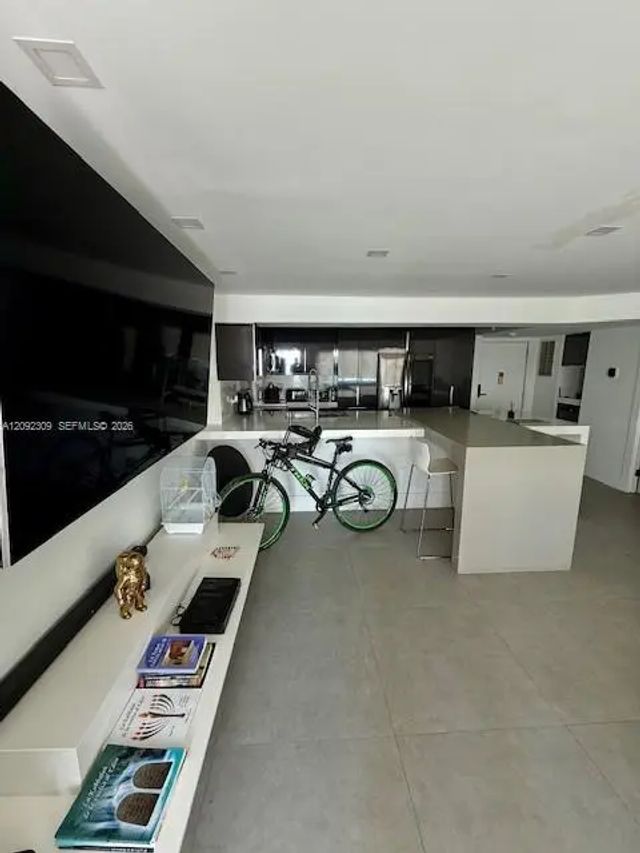 3 of 22 - 7135 Collins Avenue #814, Miami Beach, FL