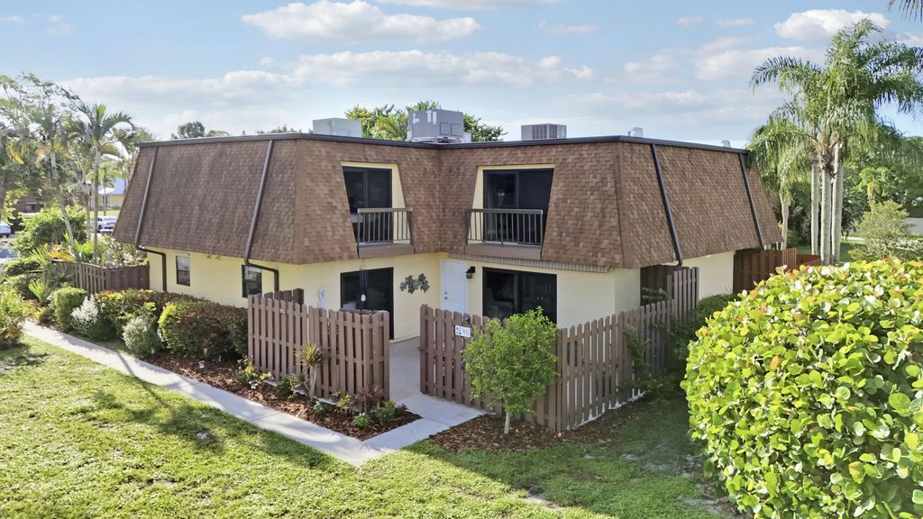 110 N Delaware Boulevard #8b, Jupiter