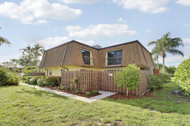 2 of 44 - 110 N Delaware Boulevard #8b, Jupiter, FL