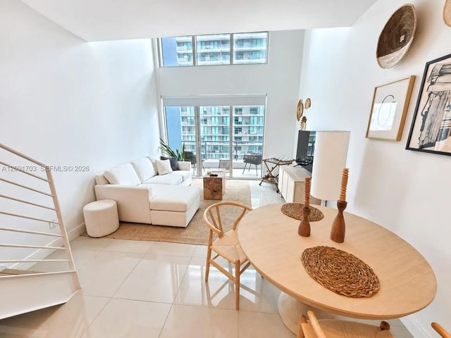 60 Sw 13th Street #3414, Miami