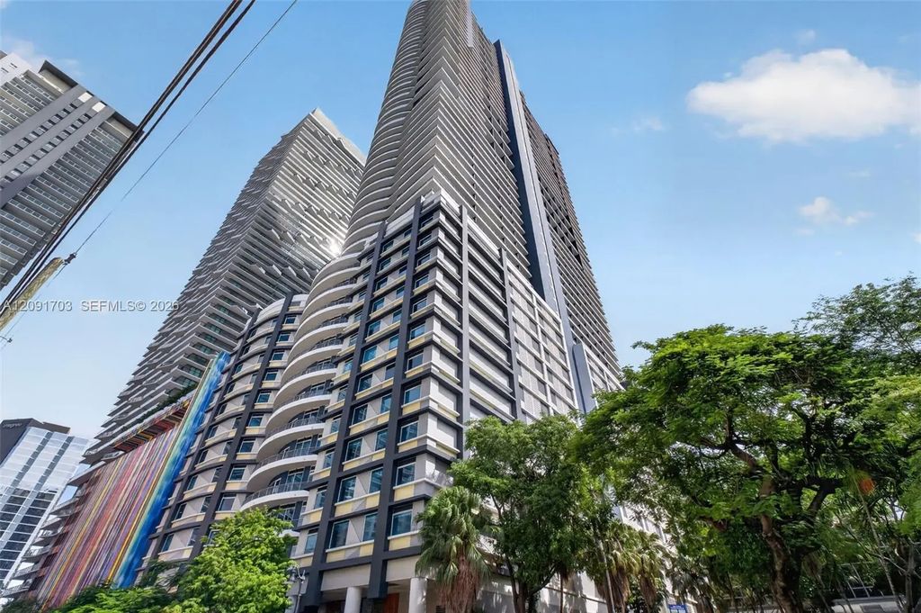60 Sw 13th Street #3414, Miami
