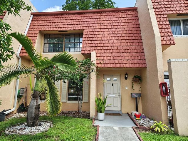 2 of 56 - 40 Pleasant Hill Lane #40, Tamarac, FL
