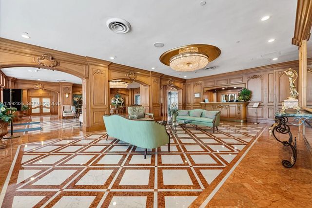 4 of 23 - 700 Biltmore Way #814, Coral Gables, FL