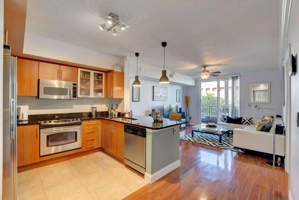 600 S Dixie Highway #507, West Palm Beach